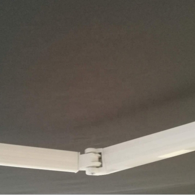 Armoire manuelle de protection solaire avec finition de voile enduite en PU et système de manivelle à manivelle